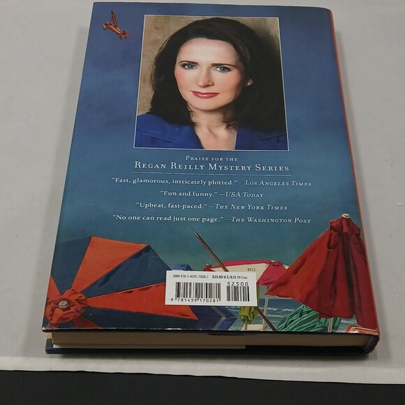 Mobbed by Carol Higgins Clark Hardcover First Edition 2011 - Picture 2 of 3